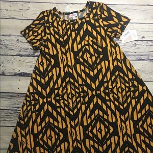 LuLaRoe XS yellow and black super cute Carly Dress